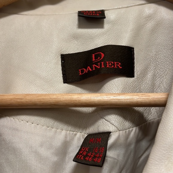 Vintage 90s Danier cream genuine leather jacket - Picture 3 of 4
